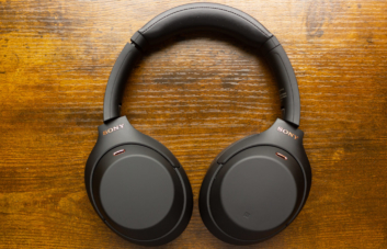 Sony WH-1000XM4 Noise Cancelling Headphones